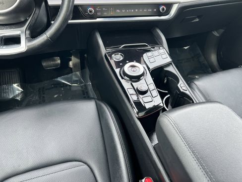 Used 2023 Kia Sportage SX Prestige image 23