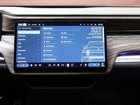 Used 2023 Rivian R1T Adventure image 28