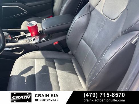 Certified 2023 Kia Telluride EX w/ EX Captain's Chair Package AWD/4WD image 16