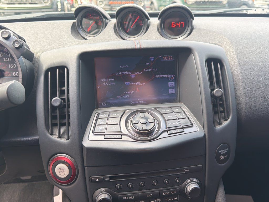 Used 2019 Nissan 370Z NISMO RWD image 22
