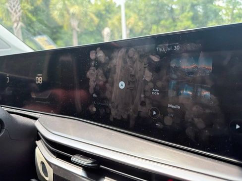 Certified 2025 Kia Sorento S FWD image 14