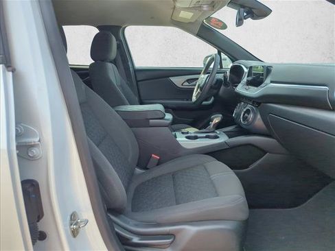 Used 2021 Chevrolet Blazer LT FWD image 21