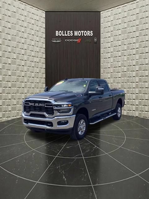 Certified 2025 RAM 2500 Big Horn AWD/4WD image 11