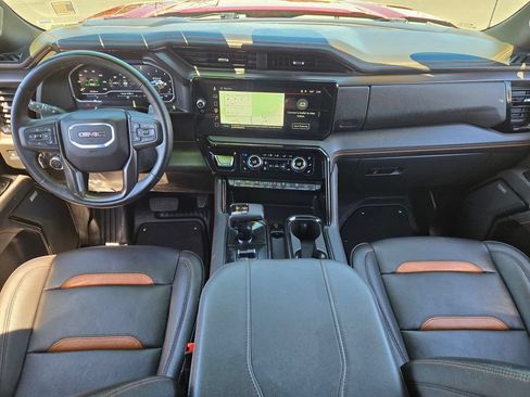 Used 2025 GMC Sierra 1500 AT4 w/ AT4 Premium Package AWD/4WD image 14