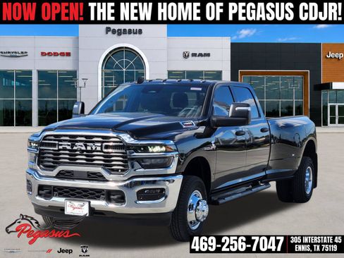 New 2026 RAM 3500 Tradesman AWD/4WD image 2