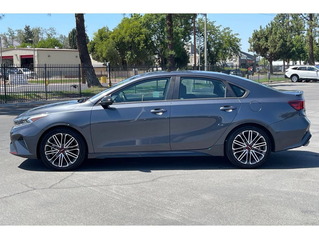Used 2022 Kia Forte GT FWD image 3