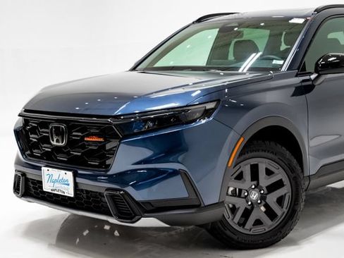 Used 2026 Honda CR-V TrailSport image 2