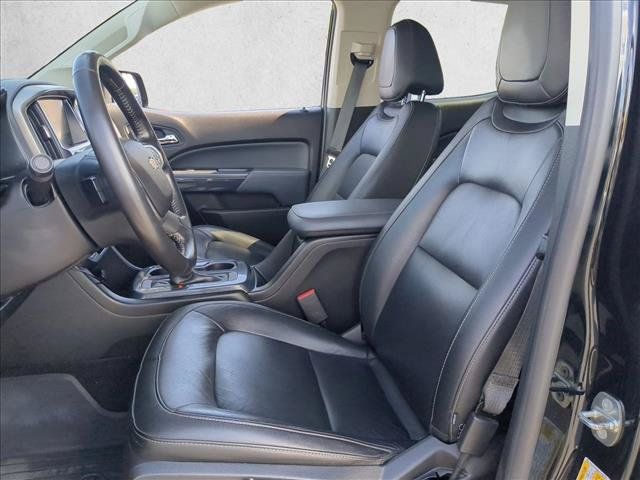 Used 2018 Chevrolet Colorado Z71 w/ Z71 Midnight Edition AWD/4WD image 13