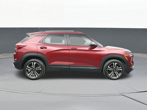 Used 2025 Chevrolet TrailBlazer LT w/ LT Cold Weather Package image 18