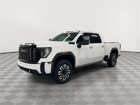 Used 2025 GMC Sierra 2500 Denali Ultimate image 6