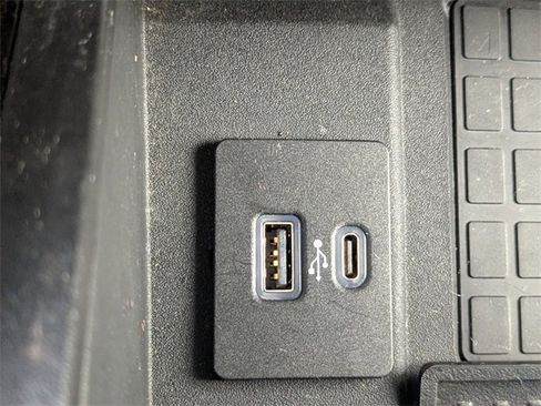 Used 2020 Ford F450 Limited w/ FX4 Off-Road Package image 22