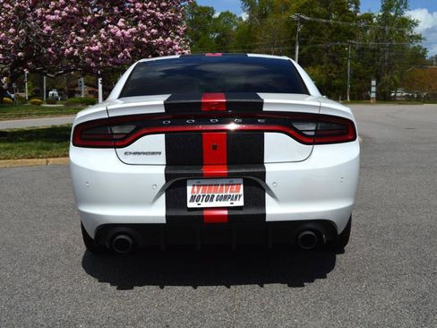 Used 2020 Dodge Charger Police w/ Street Appearance Group image 15