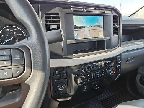 Used 2023 Ford F250 XL w/ XL Chrome Package RWD image 23