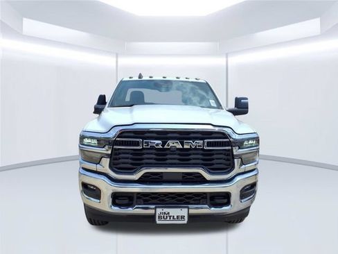 New 2026 RAM 2500 Tradesman AWD/4WD image 22