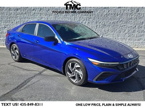 Used 2025 Hyundai Elantra Sport FWD image 1