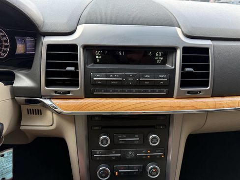 Used 2012 Lincoln MKZ Hybrid image 22