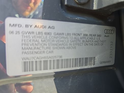 New 2025 Audi A6 e-tron Premium image 36