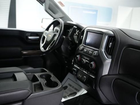 Used 2021 Chevrolet Silverado 1500 LT w/ Z71 Off-Road Package image 21