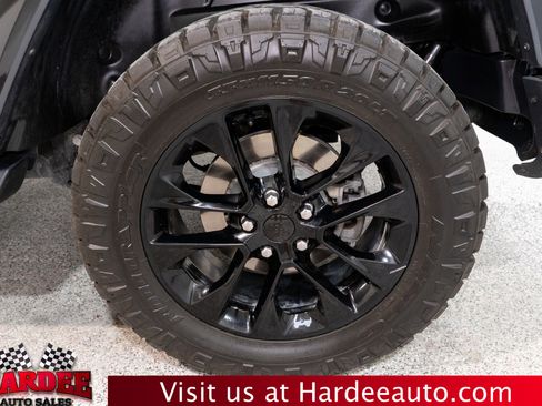 Used 2021 Jeep Wrangler Unlimited Sahara AWD/4WD image 10