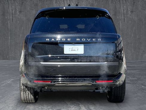 New 2026 Land Rover Range Rover Long Wheelbase SE AWD/4WD image 4