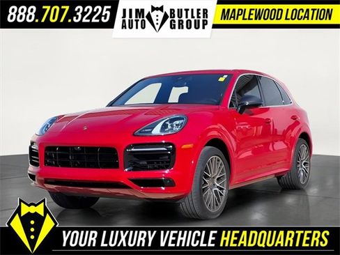 Used 2023 Porsche Cayenne Platinum Edition image 1