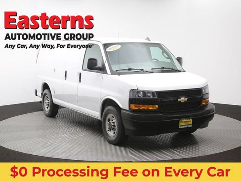 Used 2021 Chevrolet Express 2500 RWD image 42