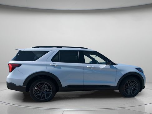 New 2026 Ford Explorer ST RWD image 34