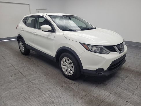 Used 2018 Nissan Rogue Sport S AWD/4WD image 13