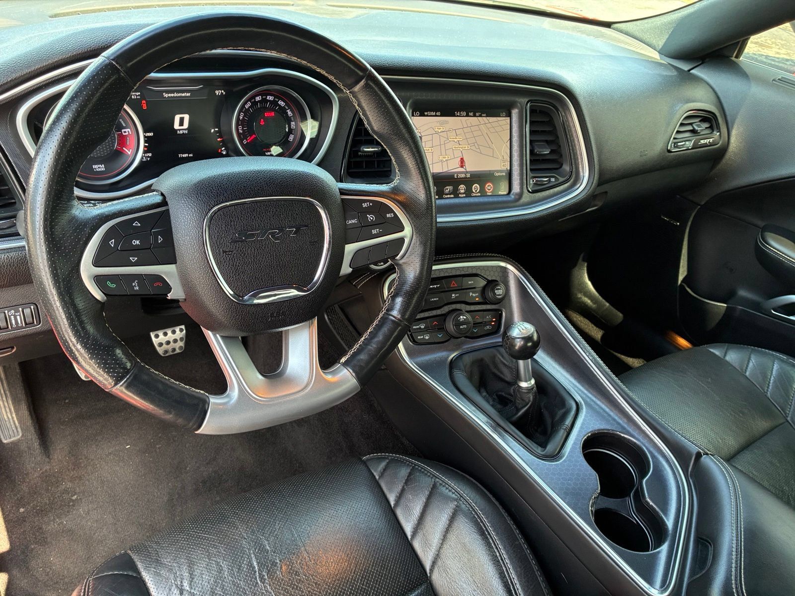 Used 2016 Dodge Challenger SRT RWD image 16