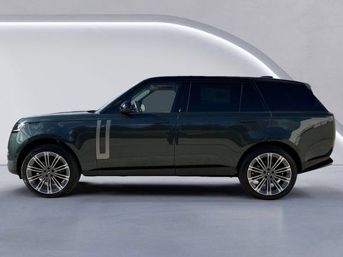 New 2025 Land Rover Range Rover Long Wheelbase SE AWD/4WD image 3