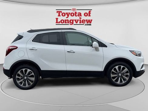 Used 2022 Buick Encore Preferred AWD/4WD image 6