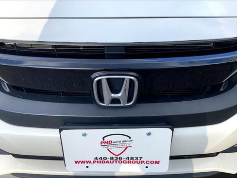 Used 2019 Honda Civic Touring image 5