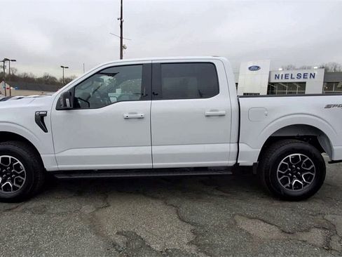 Certified 2022 Ford F150 XLT w/ Equipment Group 302A High image 5