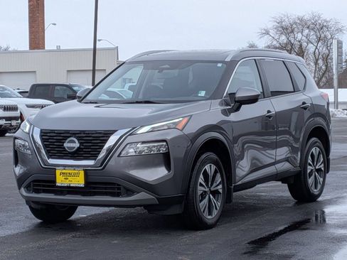Used 2022 Nissan Rogue SV w/ SV Premium Package AWD/4WD image 3
