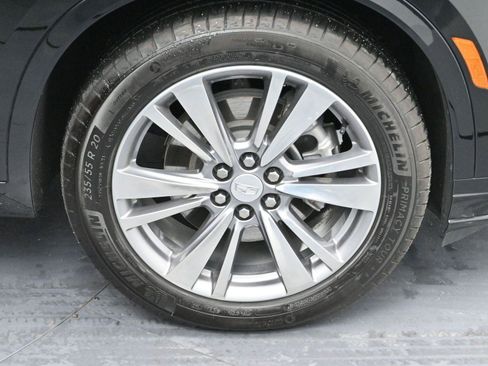 Certified 2025 Cadillac XT6 Premium Luxury image 31