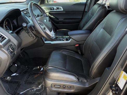 Used 2015 Ford Explorer Sport w/ Equipment Group 401A AWD/4WD image 15