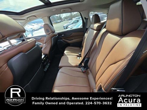 Used 2024 Acura MDX SH-AWD w/ Advance Package image 9