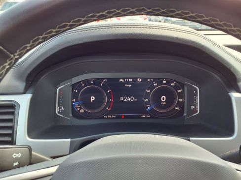 Used 2022 Volkswagen Atlas Cross Sport SE image 13