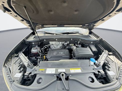 Used 2023 Volkswagen Atlas Cross Sport SE image 18
