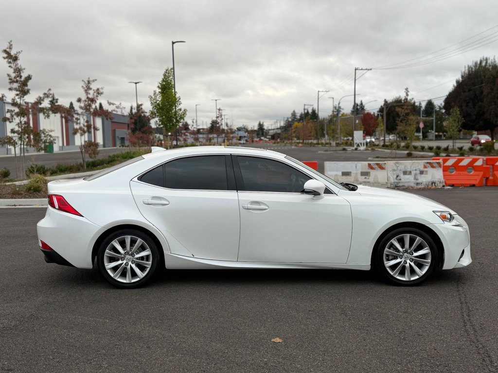 Used 2015 Lexus IS 250 RWD image 4