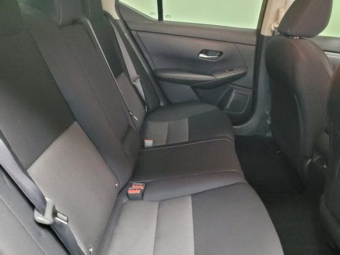 Used 2021 Nissan Sentra SV FWD image 19