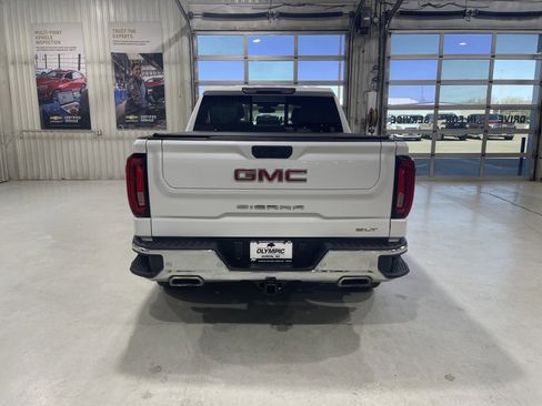 Used 2019 GMC Sierra 1500 SLT w/ SLT Premium Plus Package AWD/4WD image 7