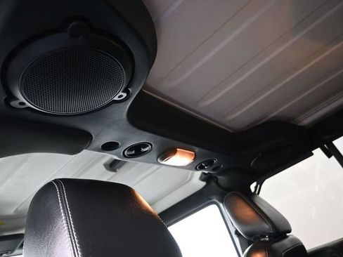 Used 2013 Jeep Wrangler Unlimited Sahara w/ Connectivity Group image 31