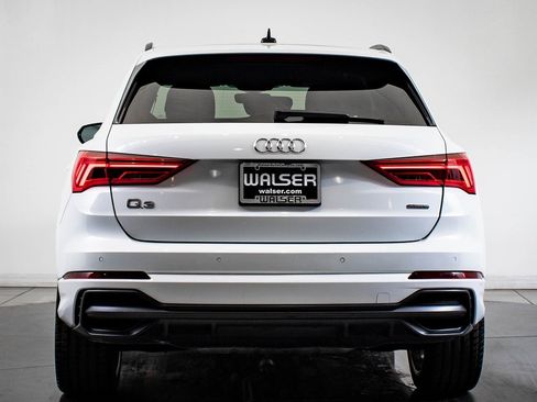 Used 2022 Audi Q3 2.0T Premium Plus image 10