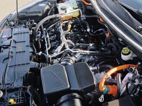 Used 2021 Ford Escape Titanium w/ Titanium Elite Package image 37