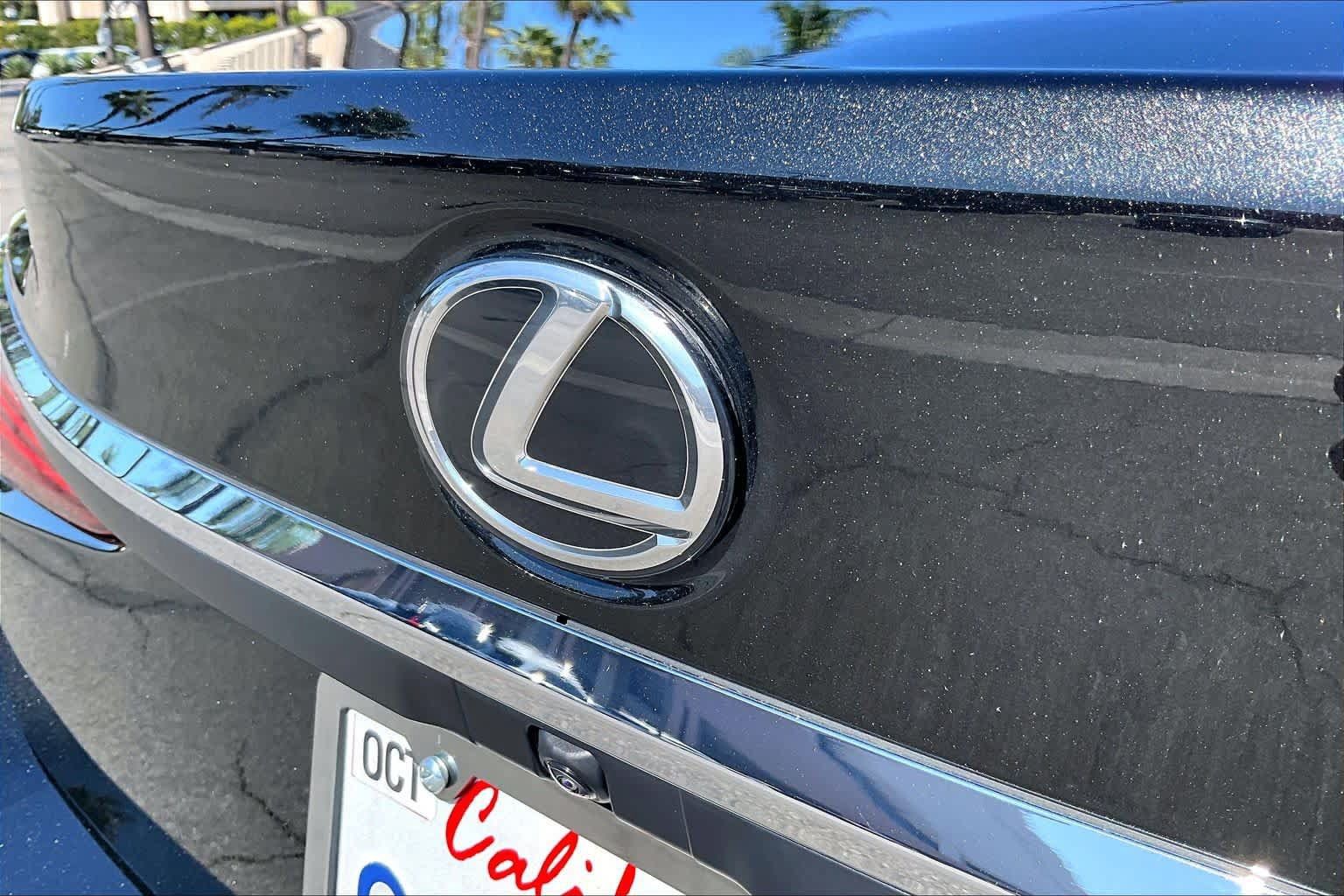 Certified 2024 Lexus ES 350 w/ Premium Package FWD image 29