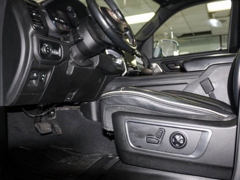 Used 2019 RAM 1500 Limited image 10