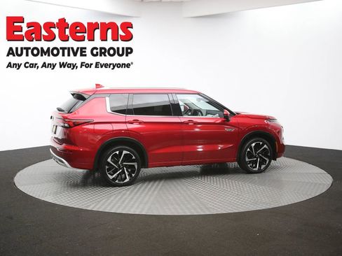 Used 2023 Mitsubishi Outlander SEL image 43