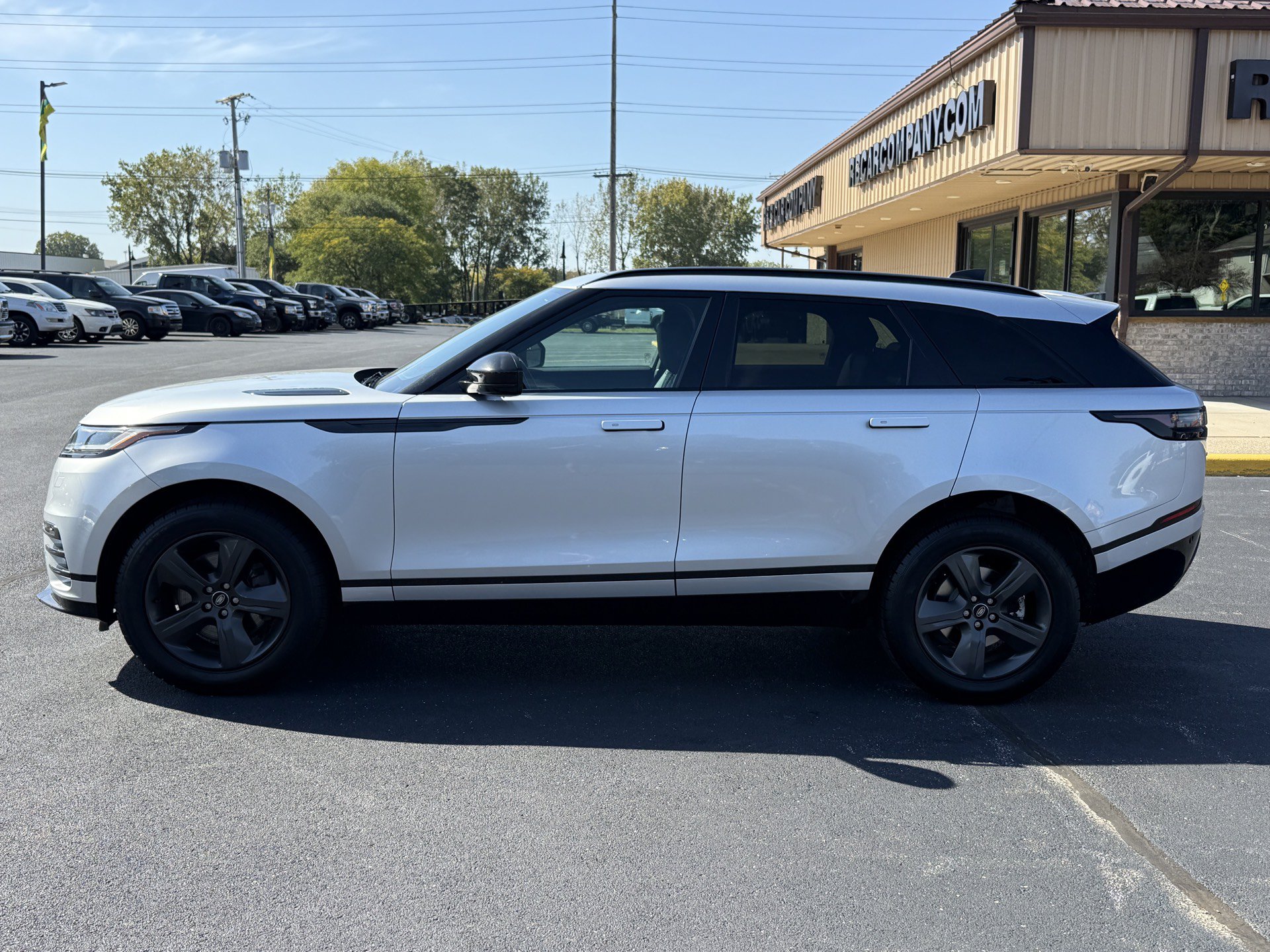 Used 2025 Land Rover Range Rover Velar Dynamic SE AWD/4WD image 5