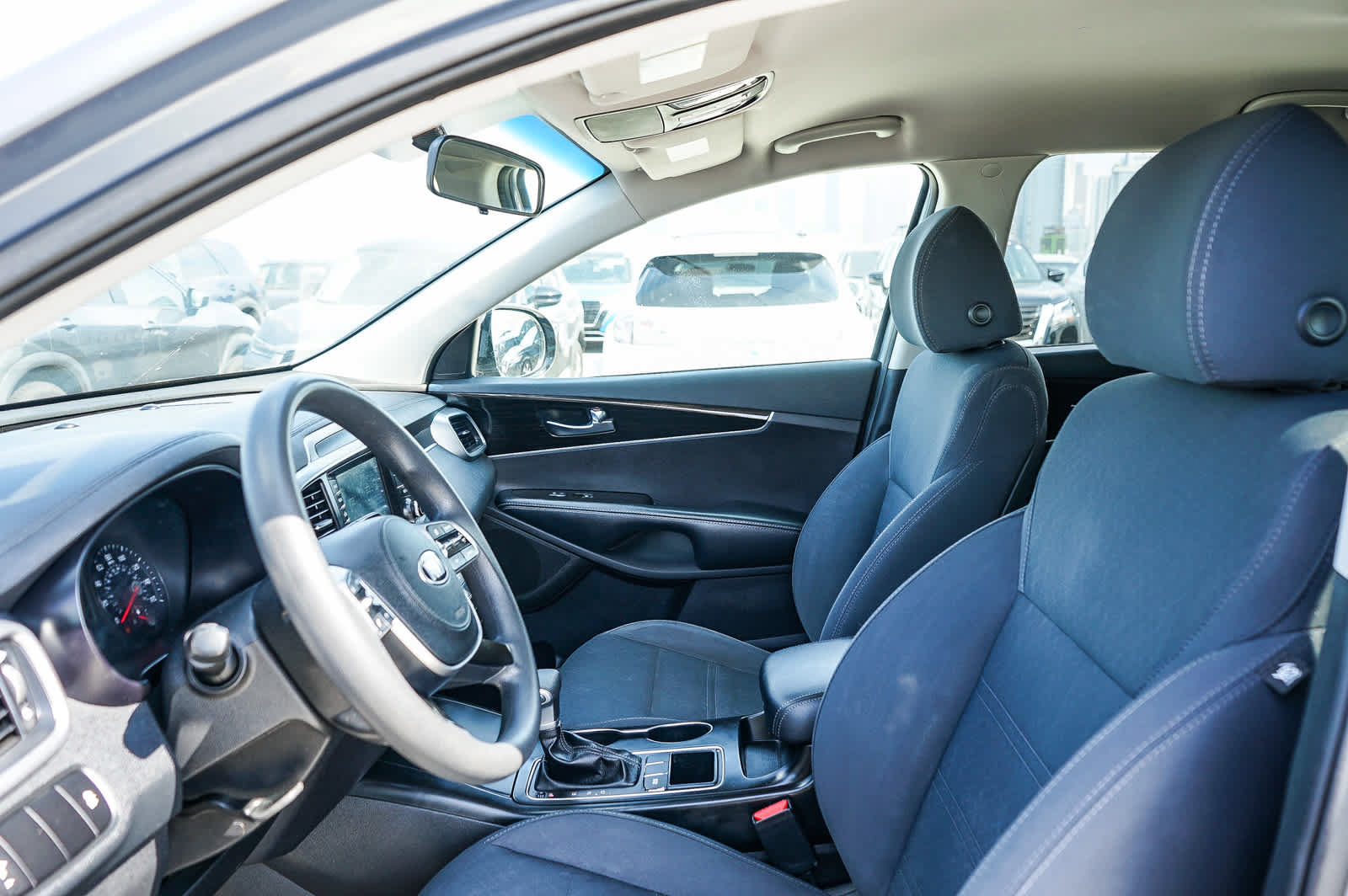 Used 2020 Kia Sorento FWD V6 image 16